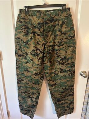 Men's military Camo Cargo Pants - Green & Brown